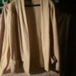 Cream coloredcardigan